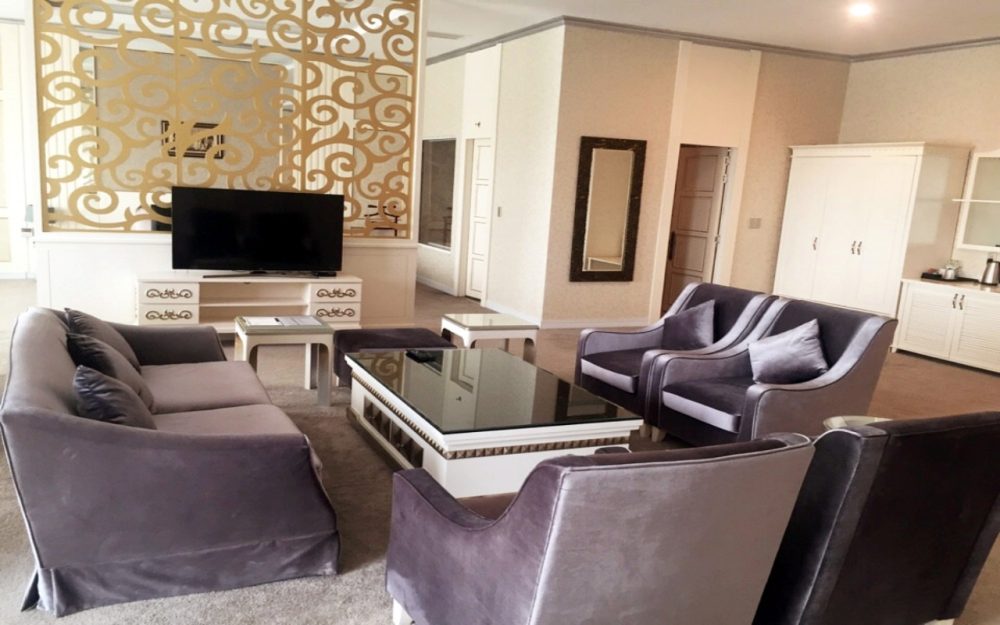 Khách sạn Mường Thanh Luxury Cà Mau - Grand Suite phòng khách