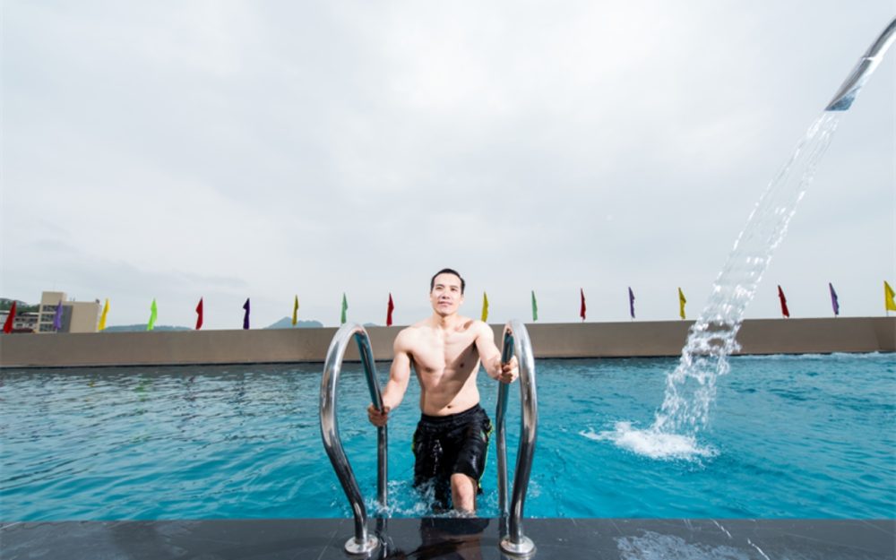 Mường Thanh Holiday Con Cuông - Hồ bơi