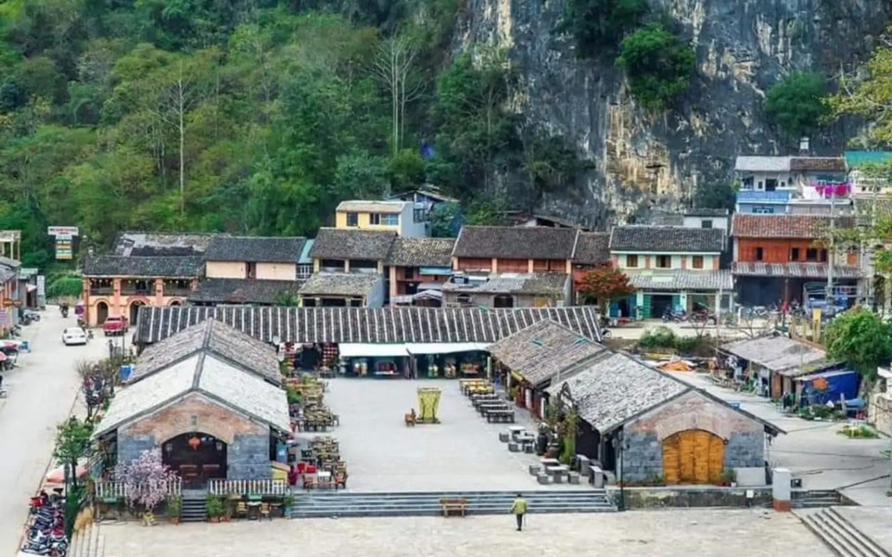 Phố Cổ Đồng Văn