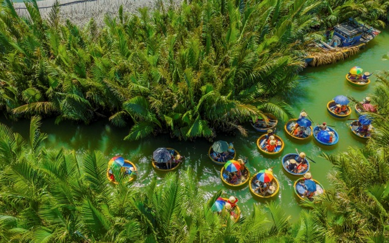 Rừng Dừa Bảy Mẫu Hội An: “Miền Tây trong lòng phố Hội”